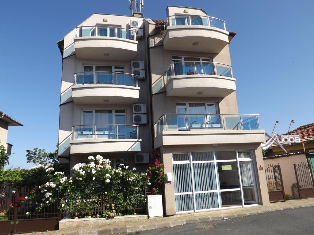 Guest House Hiora Achtopol Exterior foto