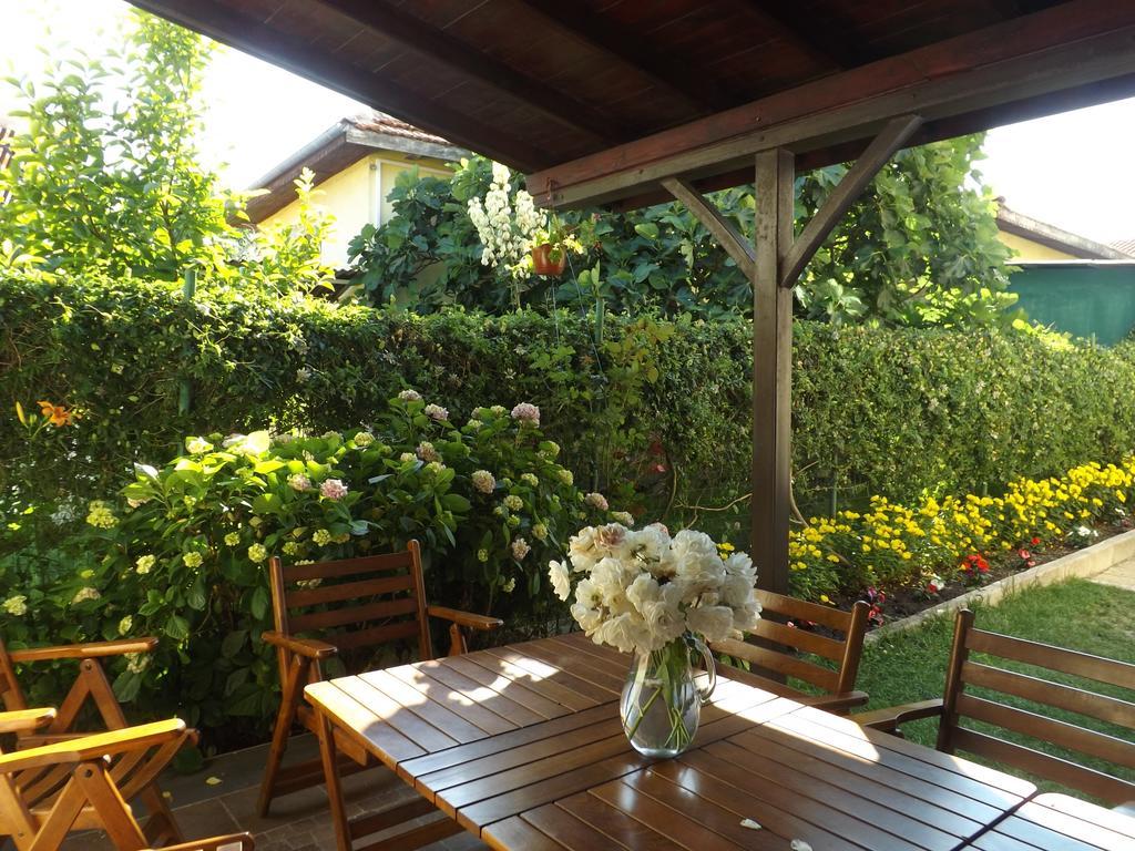 Guest House Hiora Achtopol Exterior foto