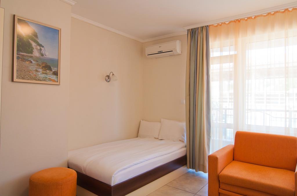 Guest House Hiora Achtopol Exterior foto