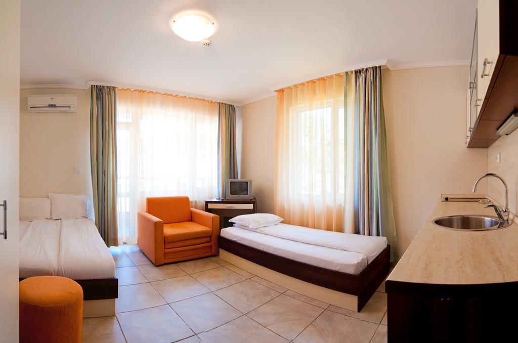 Guest House Hiora Achtopol Exterior foto