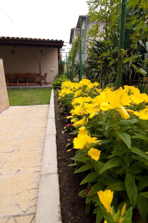 Guest House Hiora Achtopol Exterior foto